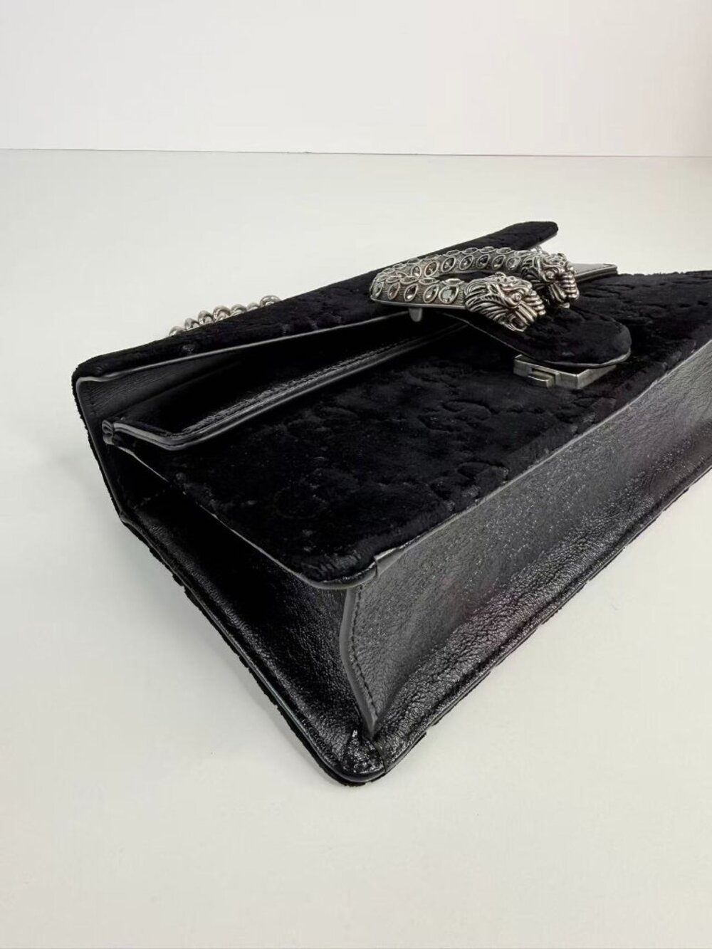 Gucci Dionysus Small GG Velvet Crystal Tiger Head Chain Black Shoulder Bag - Picture 10 of 12